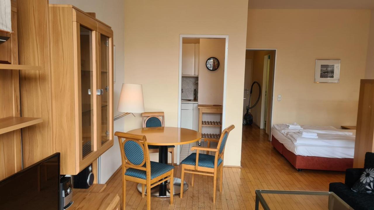 Topdomizil Apartments Berlin Mitte Bagian luar foto
